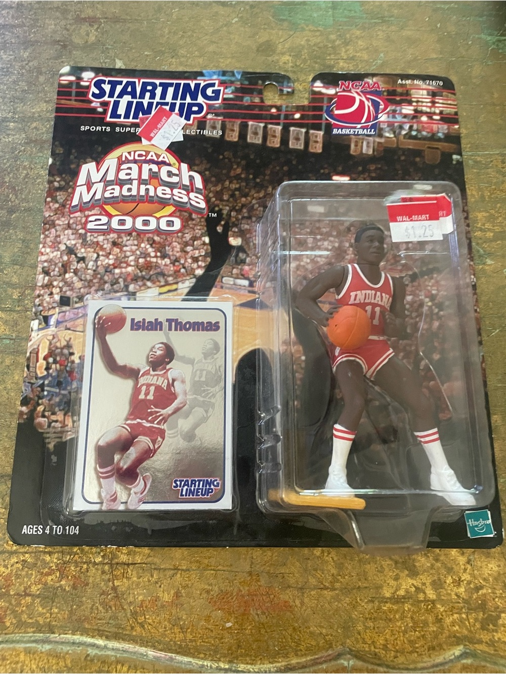 Starting Lineup NCAA March Madness 2000 Isiah Thomas Figure - Red/White